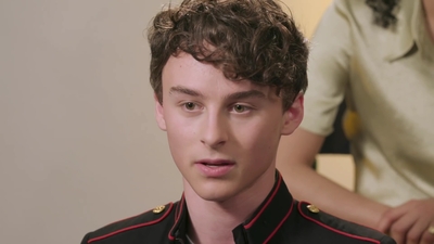 2020-02-28_-_Variety_-_I_Am_Not_Okay_With_This_Interview_mp48575.jpg