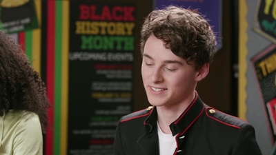 2020-02-29_-_MTV_News_-_I_Am_Not_Okay_With_This_Interview_mp48740.jpg
