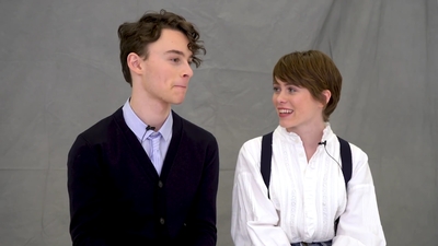 2020-03-03_-_Hollywood_Life_-_Sophia_and_Wyatt_Reveal_Relationship_Deal_Breakers_mp410051.jpg