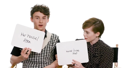 2020-03-07_-_Netflix_-_Wyatt_Oleff_and_Sophia_Lillis_BFF_Test_mp411104.jpg