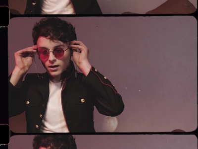 2020-03-10_-_NETFLIX_x_FLAUNT_MAGAZINE_-_Wyatt_Oleff_mp411352.jpg