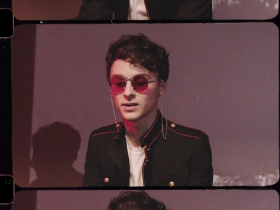 2020-03-10_-_NETFLIX_x_FLAUNT_MAGAZINE_-_Wyatt_Oleff_mp411365.jpg