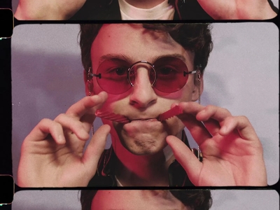 2020-03-10_-_NETFLIX_x_FLAUNT_MAGAZINE_-_Wyatt_Oleff_mp411376.jpg