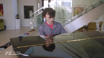 2021-02-07_-_Meet_Wyatt_Oleff_on_Fanmio_mp412784.jpg
