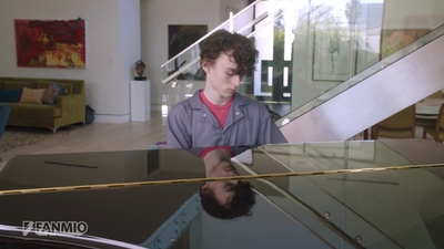 2021-02-07_-_Meet_Wyatt_Oleff_on_Fanmio_mp412785.jpg