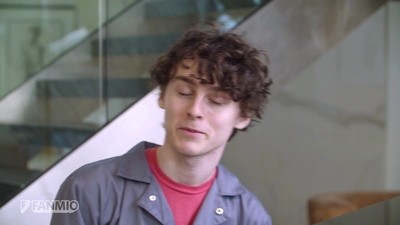 2021-02-07_-_Meet_Wyatt_Oleff_on_Fanmio_mp412812.jpg