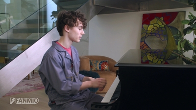 2021-02-07_-_Meet_Wyatt_Oleff_on_Fanmio_mp412823.jpg