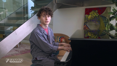 2021-02-07_-_Meet_Wyatt_Oleff_on_Fanmio_mp412825.jpg