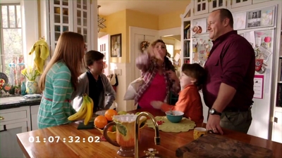 Middle_Age_Rage_-_Unaired_ABC_Pilot_2013_mp40505.jpg